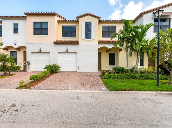 20915 NW 1st Ct, Pembroke Pines, FL 33029