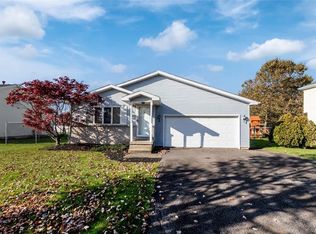 6944 Walmore Rd, Niagara Falls, NY 14304