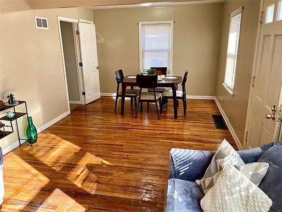 5th image of 9517 Miriam Ave