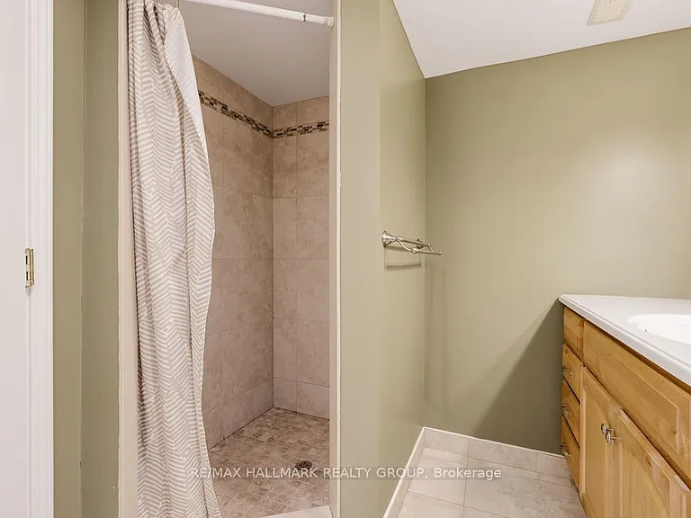 94 Marlborough Ave — Photo 41