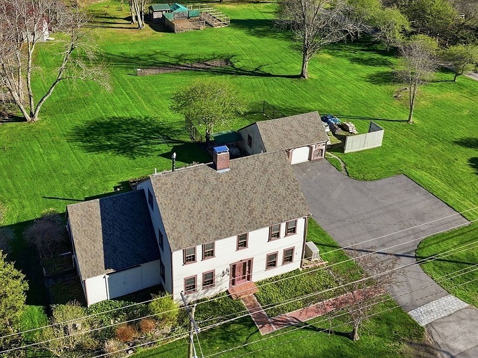 1st image of 430 Main St