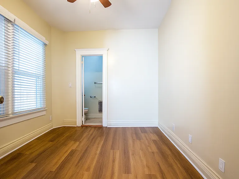 3109 S Catalina St — Photo 11