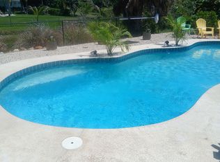 2216 Lake Shore Dr, Nokomis, FL 34275