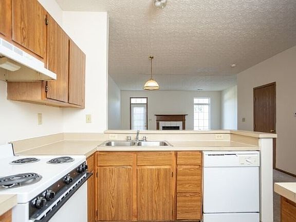 2 Bedroom, 2 Bath Kitchen
