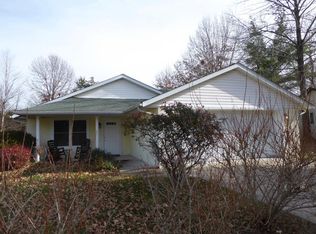 1141 S Glenbeth Dr, Carbondale, IL 62901