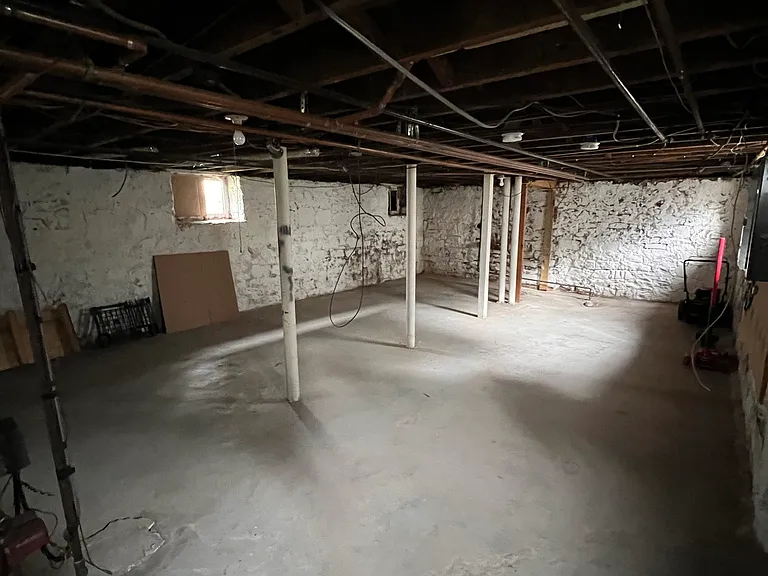 269 Morgan St #2 — Photo 10