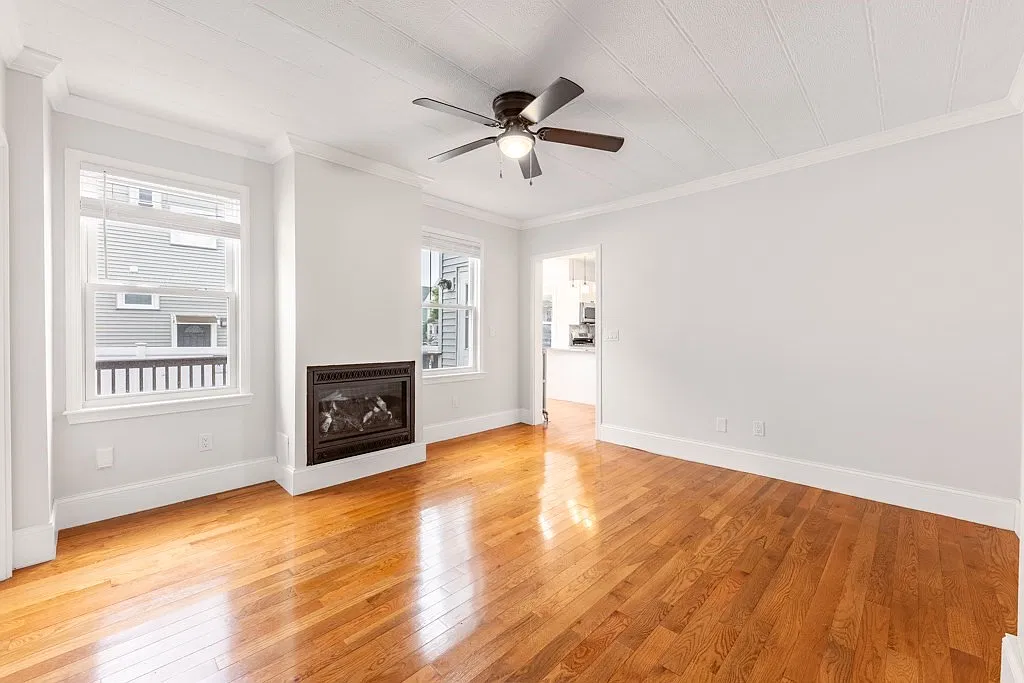 2 bed, 2.0 bath, 997 sqft, $2,200 — Photo 3