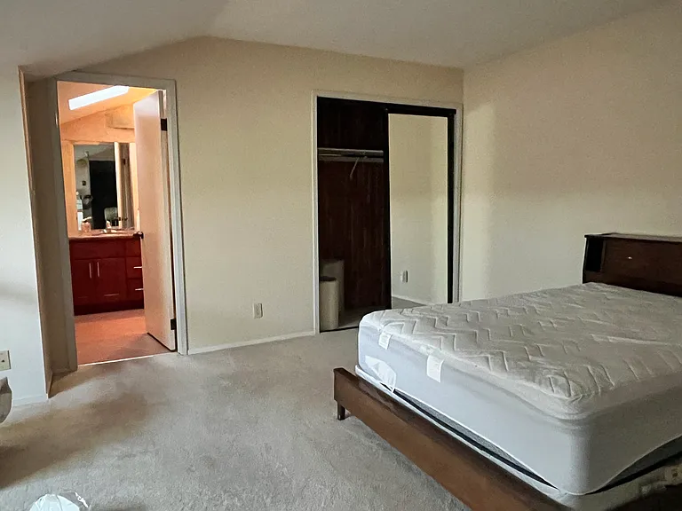726 Oak Grove Ave #2 — Photo 9