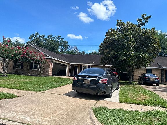 2nd image of 21331 Highland Knolls Dr