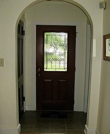 2nd image of 2220 Densmore Dr