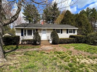 128 Ridgefield Dr, Milford, NH 03055