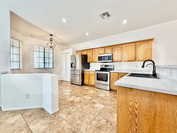 3rd image of 3748 E Sundance Ave