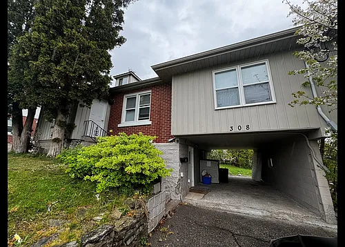 308 Hawthorn St Photo 1