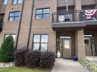 288 Spring Ave, Fuquay Varina, NC 27526