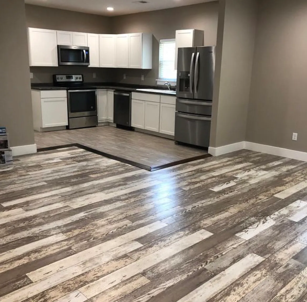 2 bed, 952 sqft, $1,400 — Photo 2