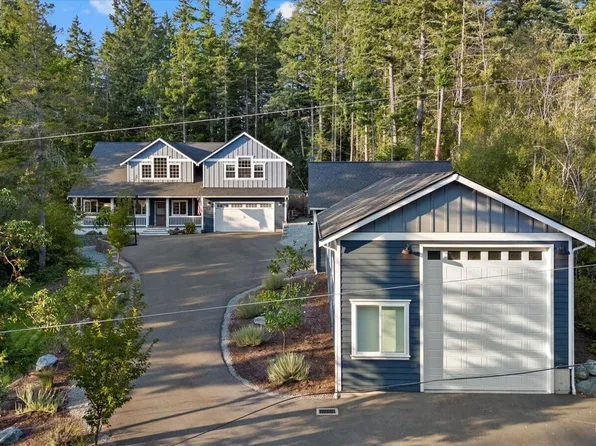 870 Cedar Lane, Camano Island, WA 98282