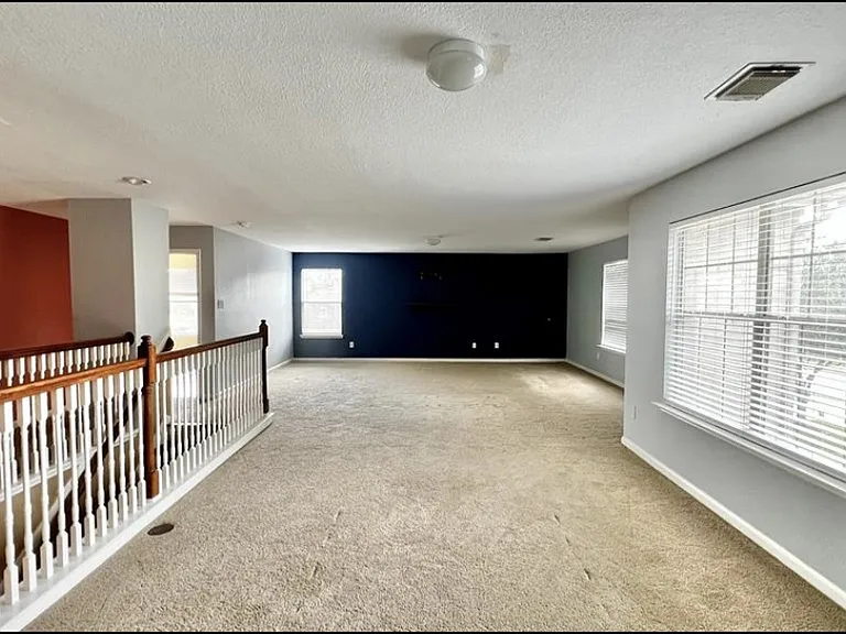 16711 Bending Creek Ln — Photo 23