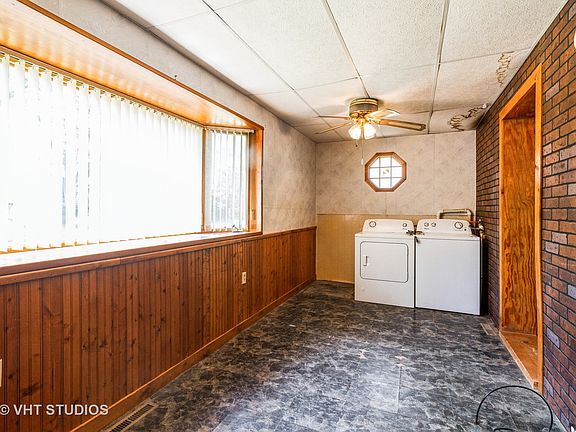 3rd image of 808 Anna Ave