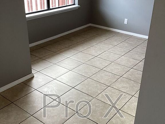 4th image of 1021 S Saint Louis Ave APT 2