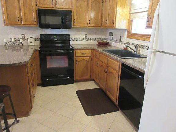 5th image of 2524 Concord Ave