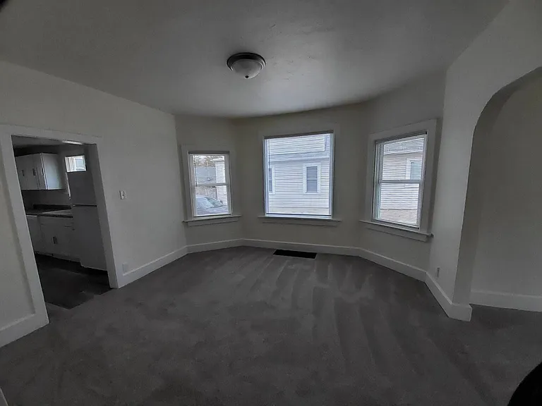 1368 Cherry St — Photo 4