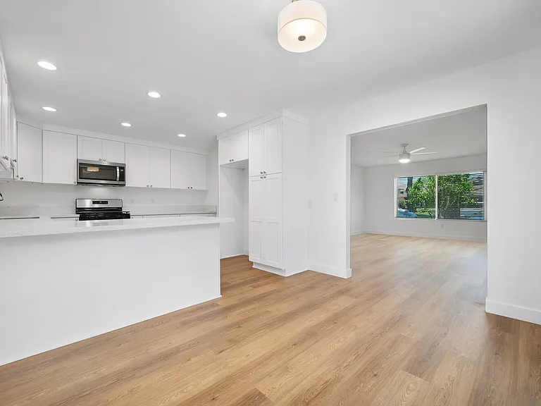 2620 W Aurora St #1 — Photo 5