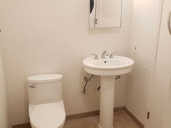 4th image of 166 Michael Dr APT 2