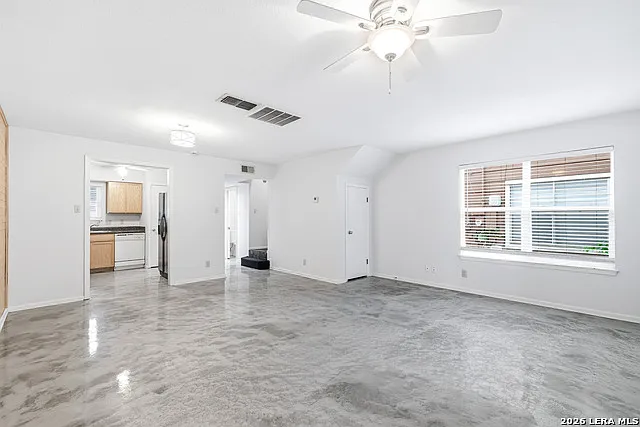 3407 Sugarhill Dr — Photo 9