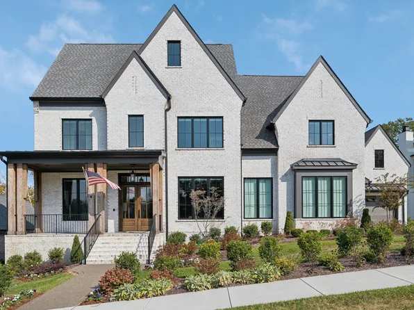 8077 Heirloom Blvd, College Grove, TN 37046