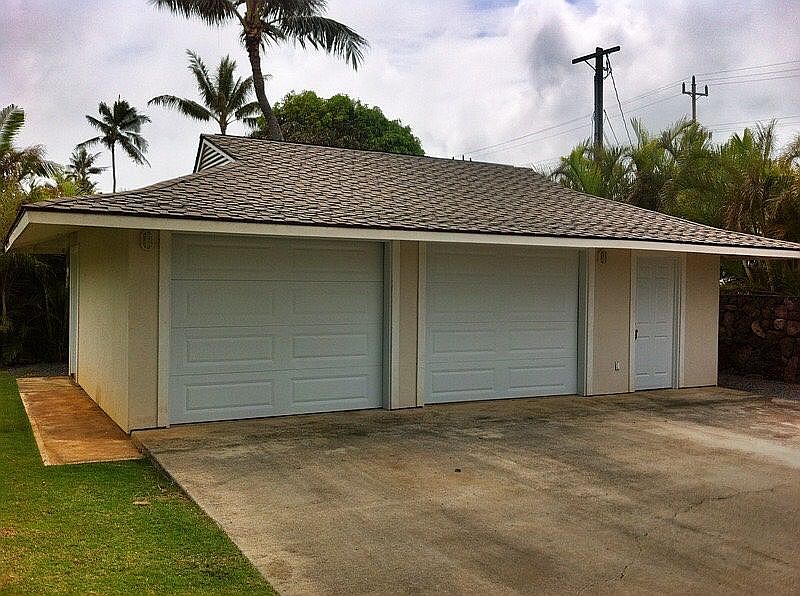2-car Garage and Storage Rm