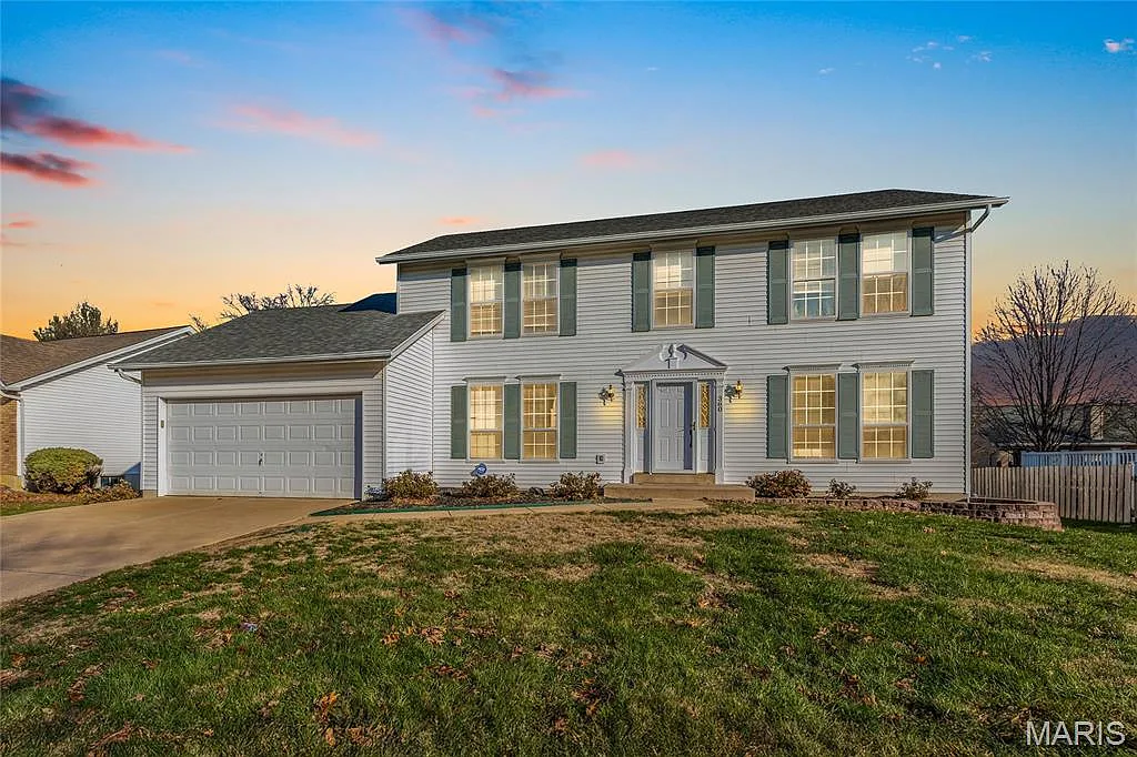 360 Beckley Pl photo 1