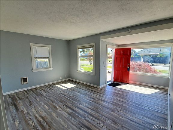 3rd image of 4505 N 16th St