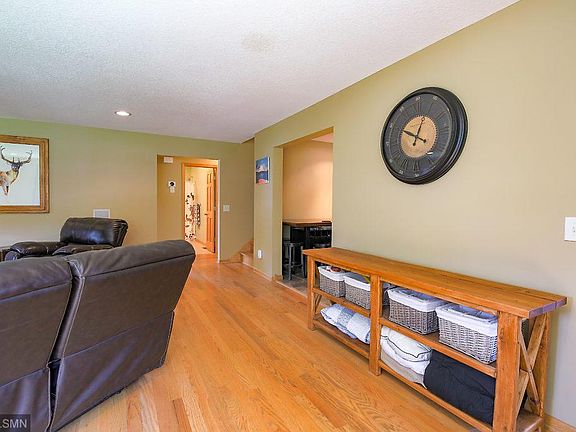 4th image of 1381 Kohlman Ave