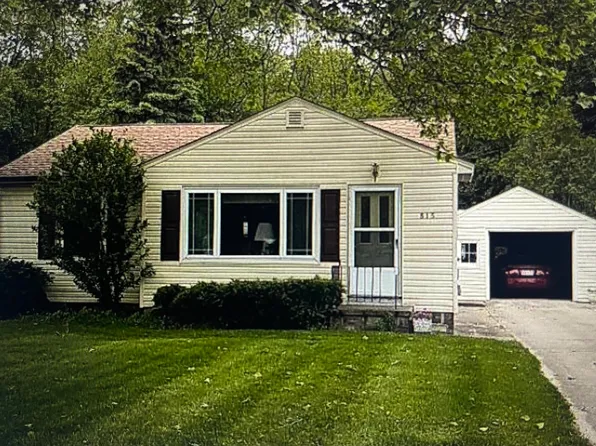 815 Pasma Ave, Portage, MI 49002