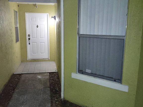 2nd image of 5460 Wood Crossing St