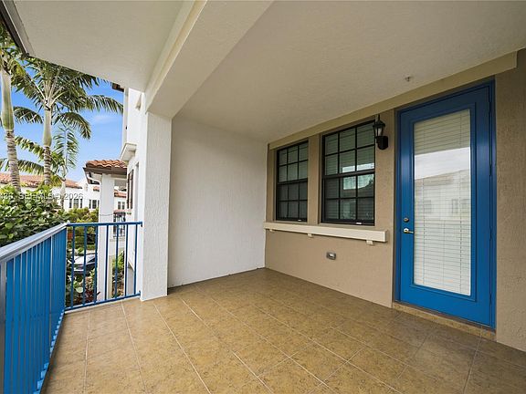 2nd image of 11348 SW 14th St