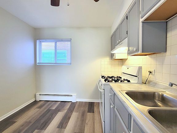 3rd image of 9244 S Kedzie Ave APT 2A