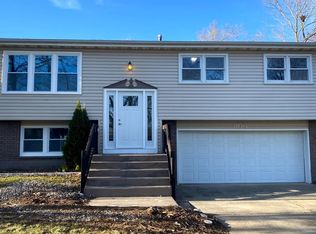 806 Tyler Ave, Dyer, IN