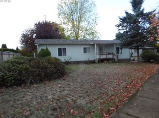2226 32nd St, Springfield, OR 97477