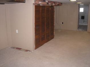 500 Ridgemont Dr, Pittsburgh, PA 15220