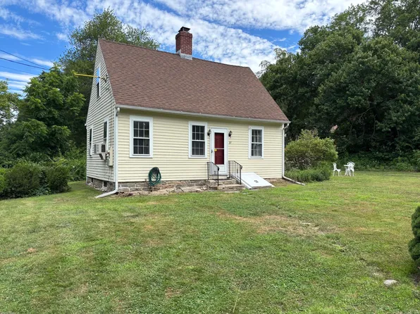 37 Liberty Street, Clinton, CT 06413