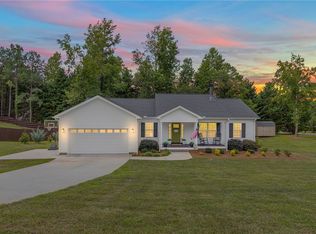 100 Paper Birch Ln, Pickens, SC 29671