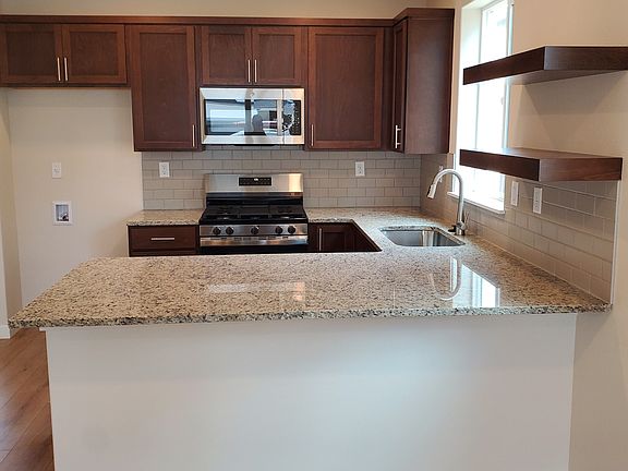 4th image of 5230 Holly St