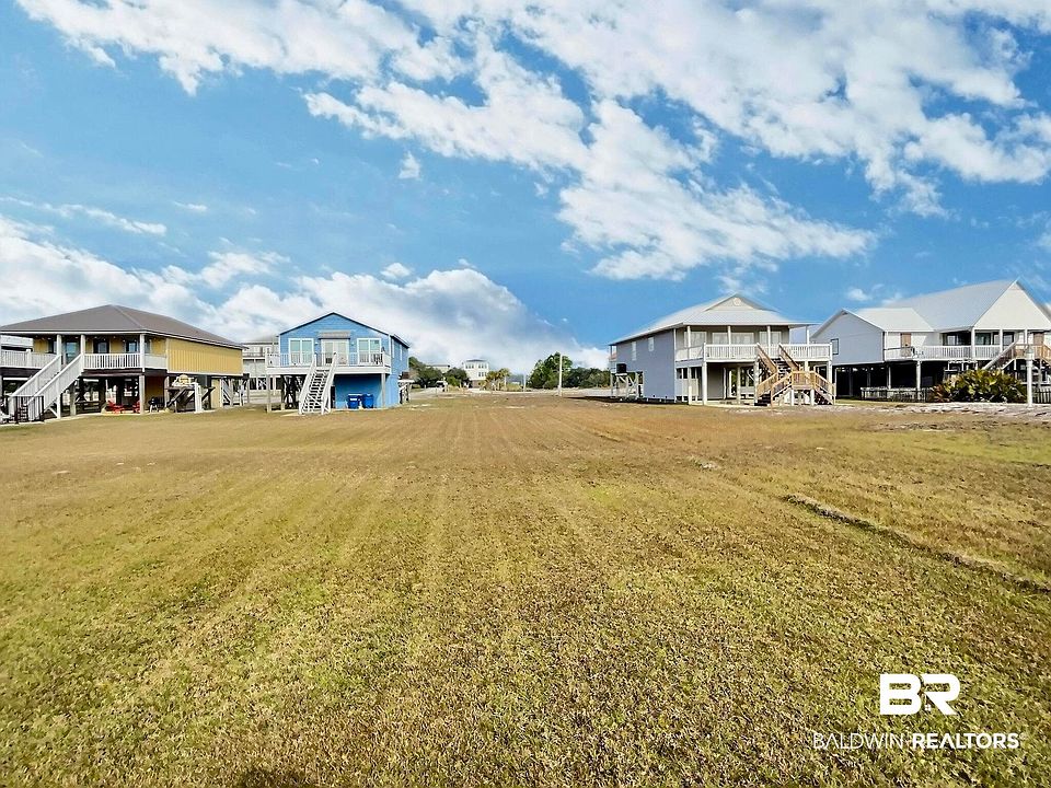 1st image of 1365 W Lagoon Ave