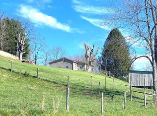 37 Oriole Dr, Middlebourne, WV 26149