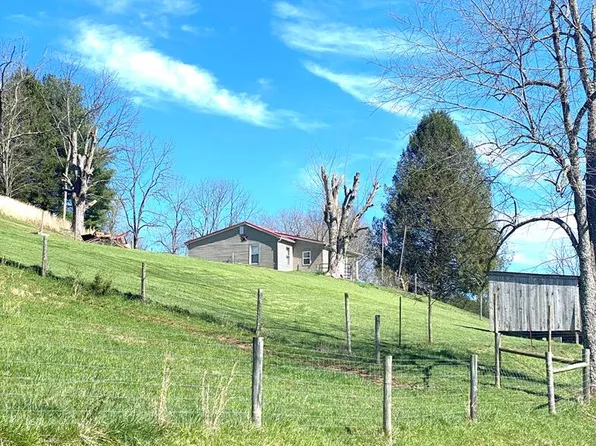 37 Oriole Drive, Middlebourne, WV 26149