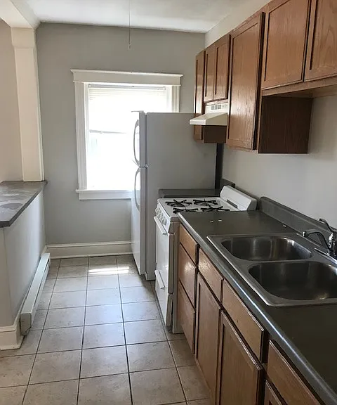 3751 Washington St #9 — Photo 8