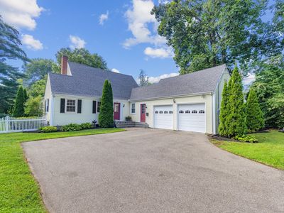 223 North Main Street, West Hartford, CT, 06107