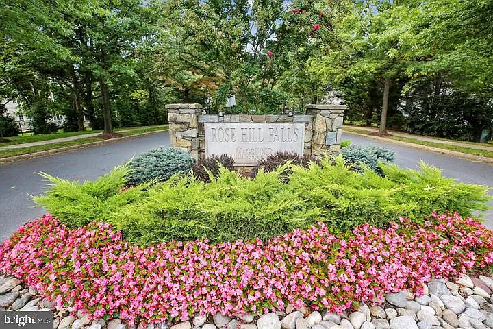 464 Winding Rose Dr — Photo 36
