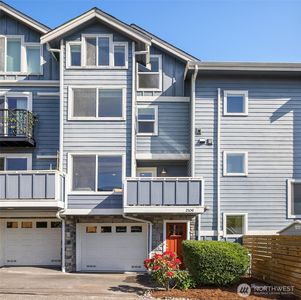 2106 W Ruffner Street, Seattle, WA, 98199